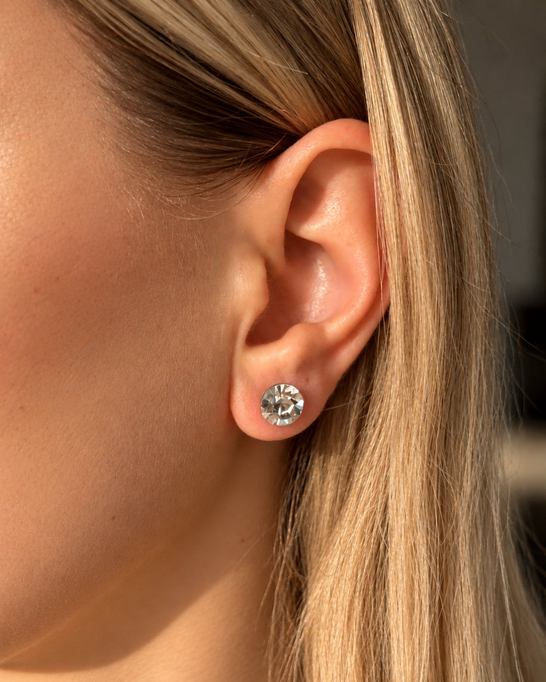 Frost Studs
