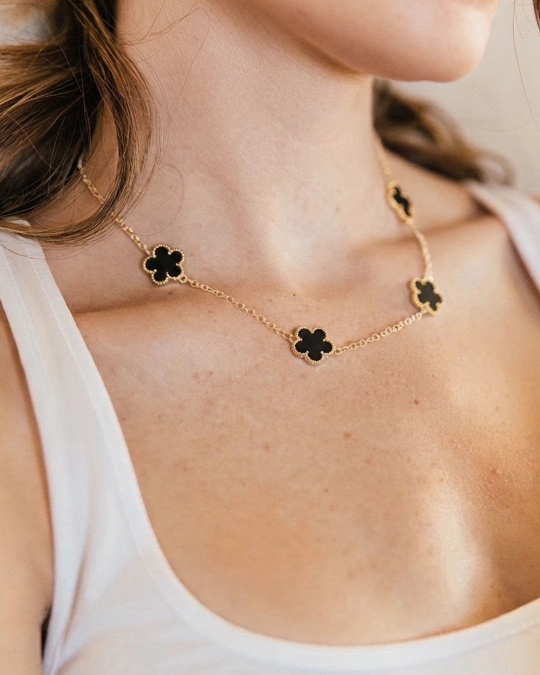 Noir Clover Necklace
